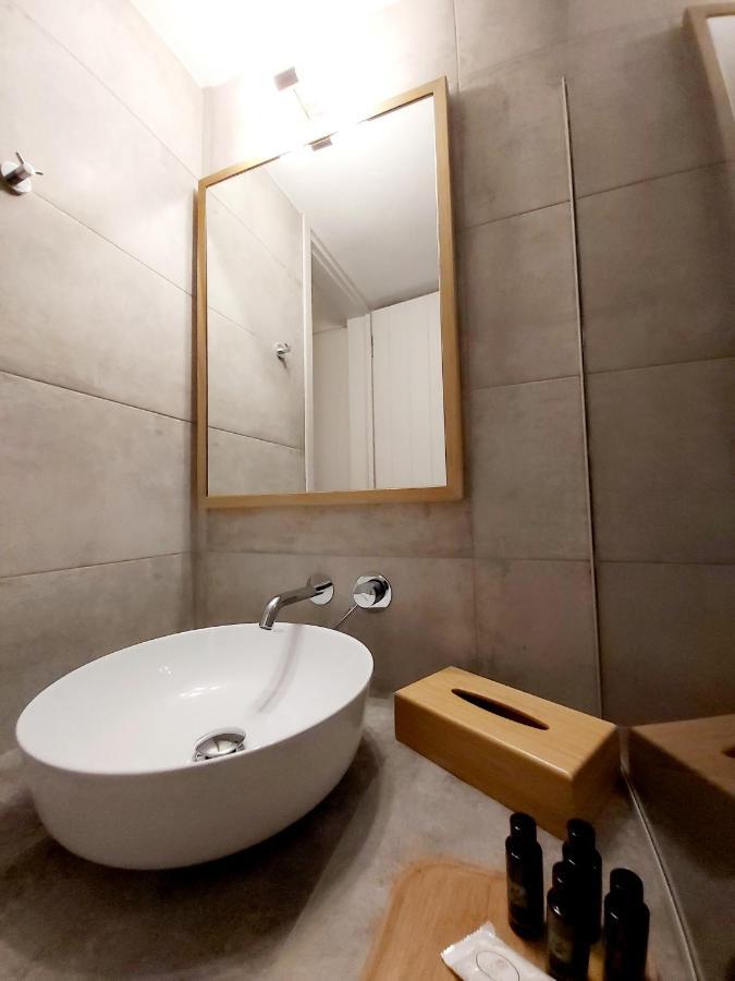 Agnadema Luxury Residences Schoinoussa Bagian luar foto