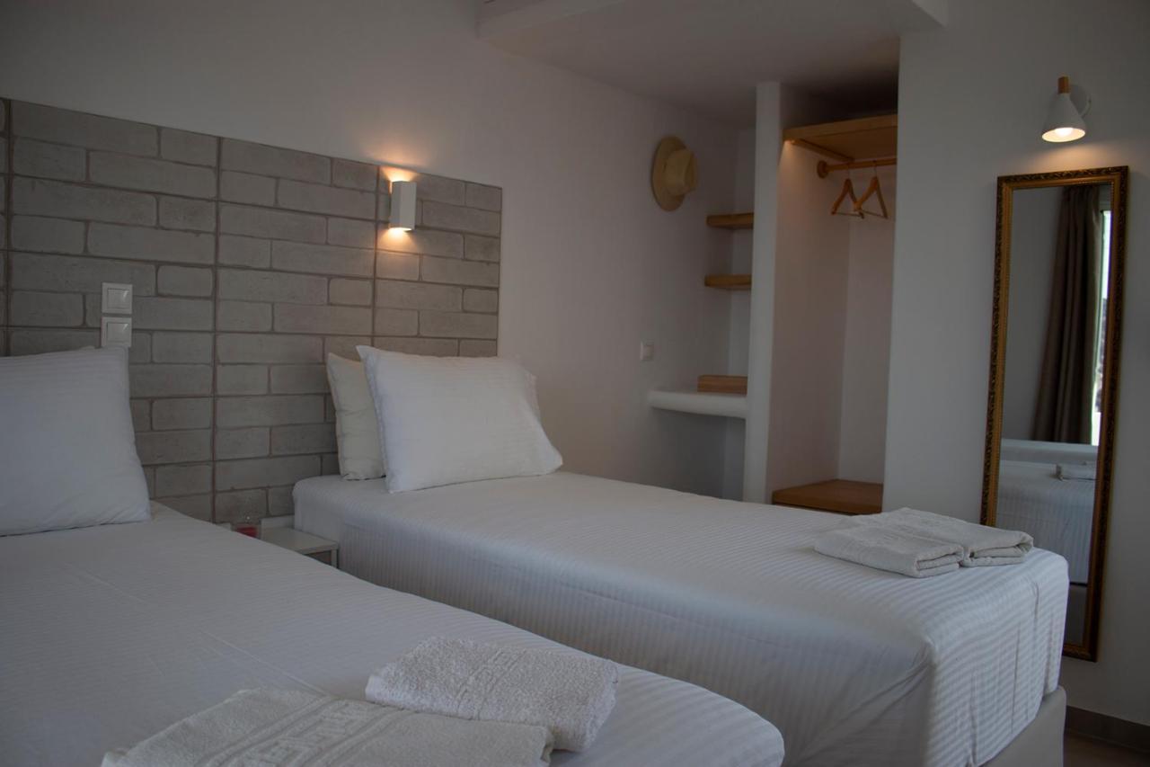 Agnadema Luxury Residences Schoinoussa Bagian luar foto